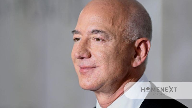  Jeffrey Bezos - nhà sáng lập, CEO và Chủ tịch Hội đồng quản trị công ty công nghệ đa quốc gia Amazon