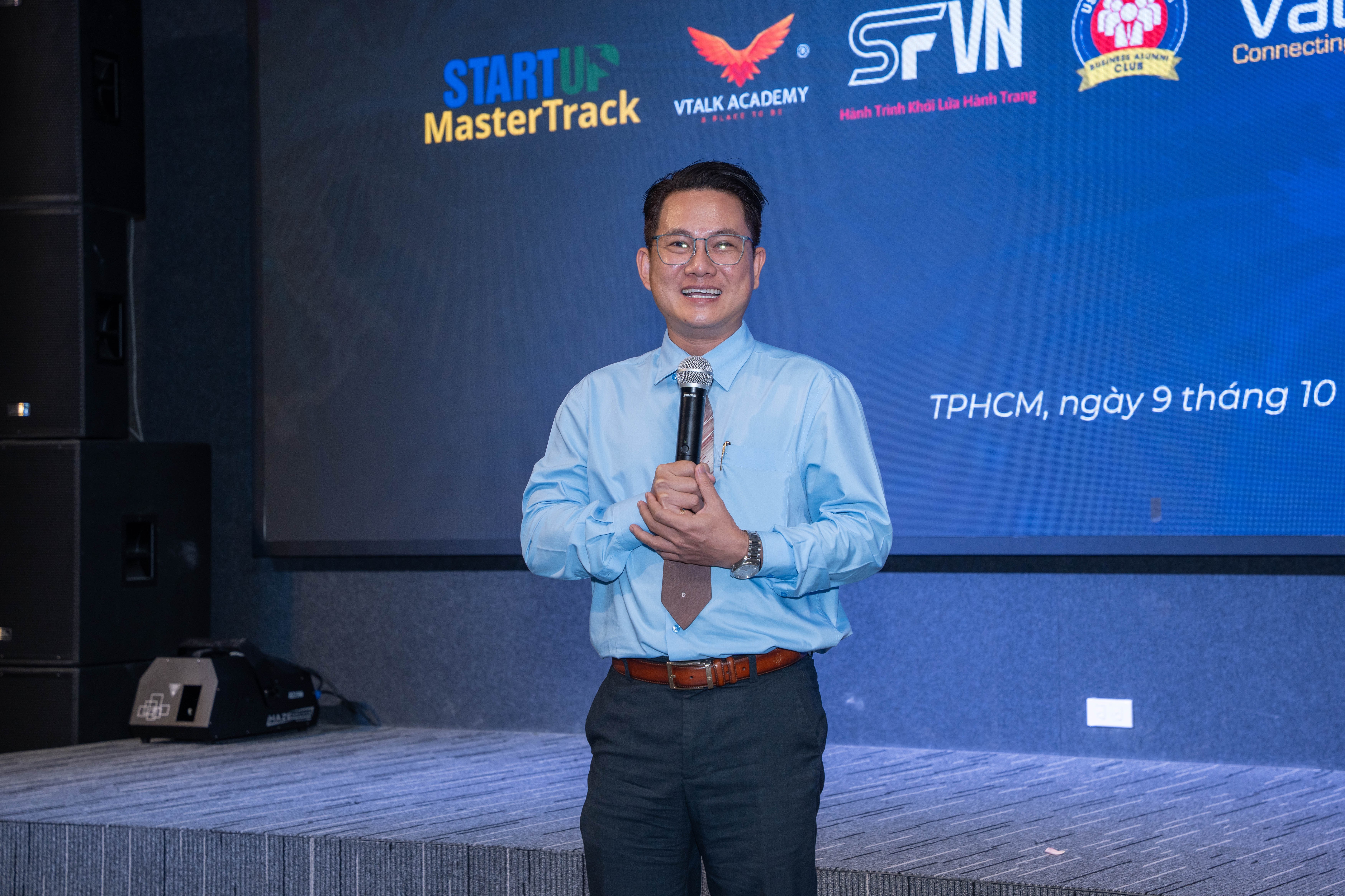 Thạc sĩ Lê Hòa Nhã – Tổng Giám đốc HVA Group, Phó Tổng Giám đốc của Quỹ FUNDGO đại diện đội ngũ Giảng viên phát biểu
