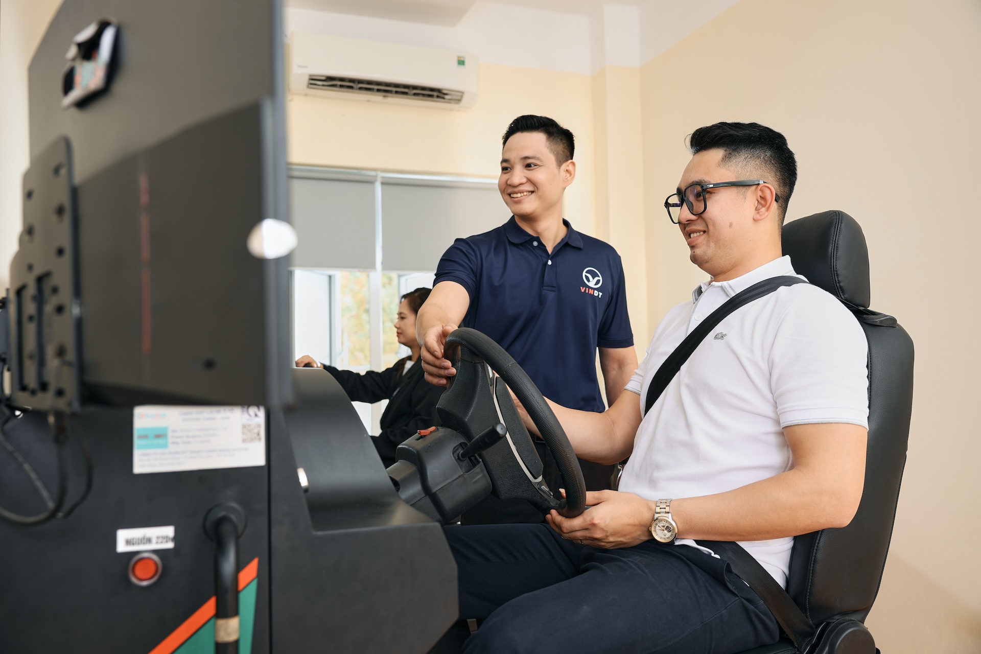 VinDT: Chiến lược đỉnh cao giúp educate khách hàng tận gốc của Vinfast từ việc dạy lái xe