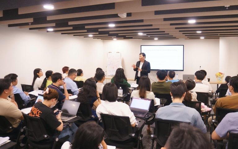 Kh&oacute;a học miễn ph&iacute; X&acirc;y dựng v&agrave; triển khai chiến lược kinh doanh thực tiễn cho Startup