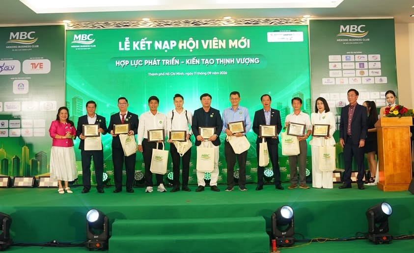 MBC tổ chức kết nạp hội viên mới tại Gala Dinner.