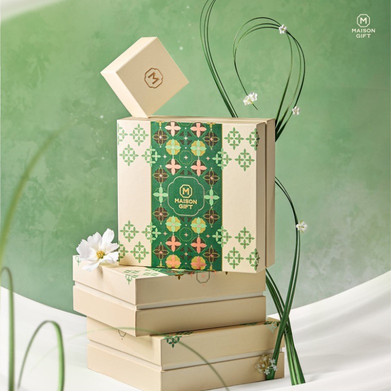 Dòng hộp An Nhiên nhỏ gọn, kèm túi xách, dễ mang về khi đi xe máy.