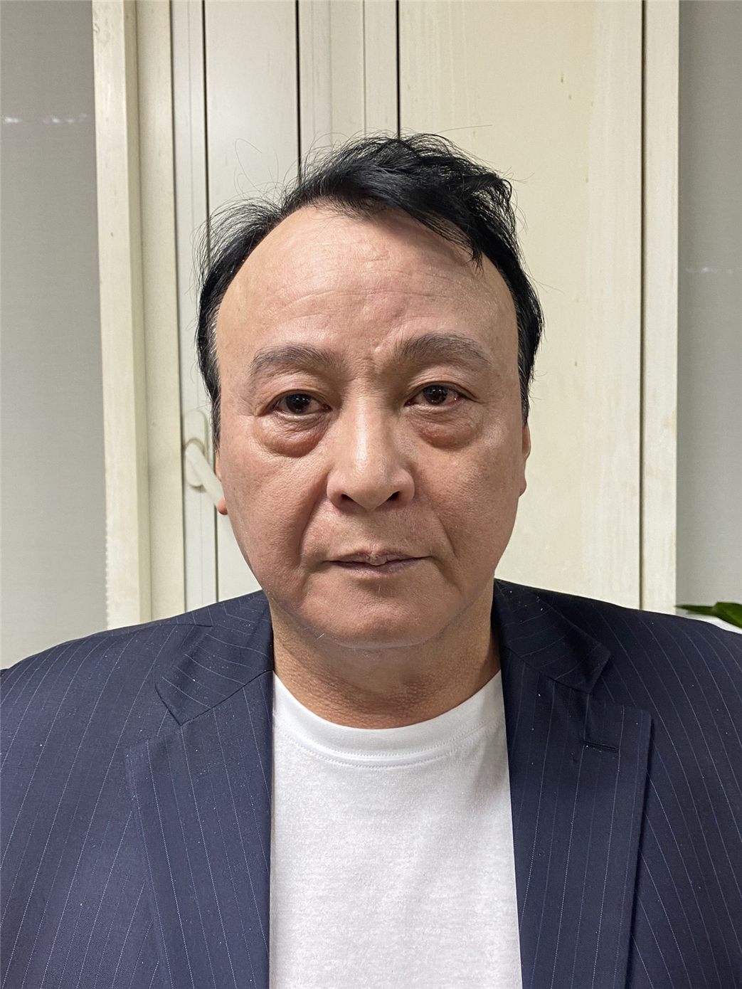 do-anh-dung-1649164389.jpg