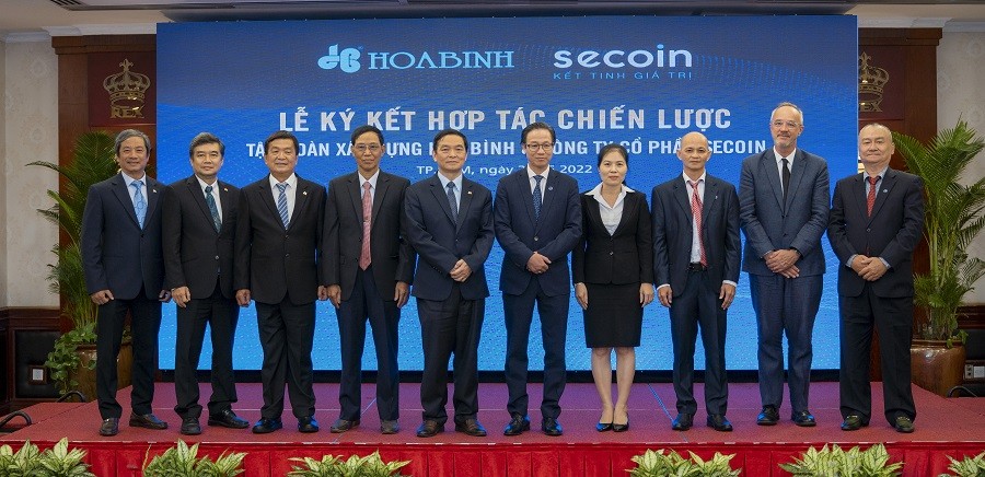 hoa-binh-ky-ket-voi-secoin-1656133162.jpg