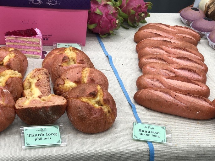 kao-sieu-luc-banh-mi-1659672883.jpeg