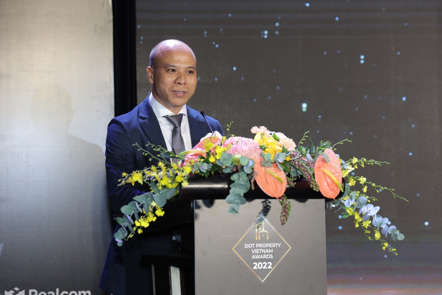 ong-nguyen-van-thuan-pho-giam-doc-tnpm-1659689081.jpg