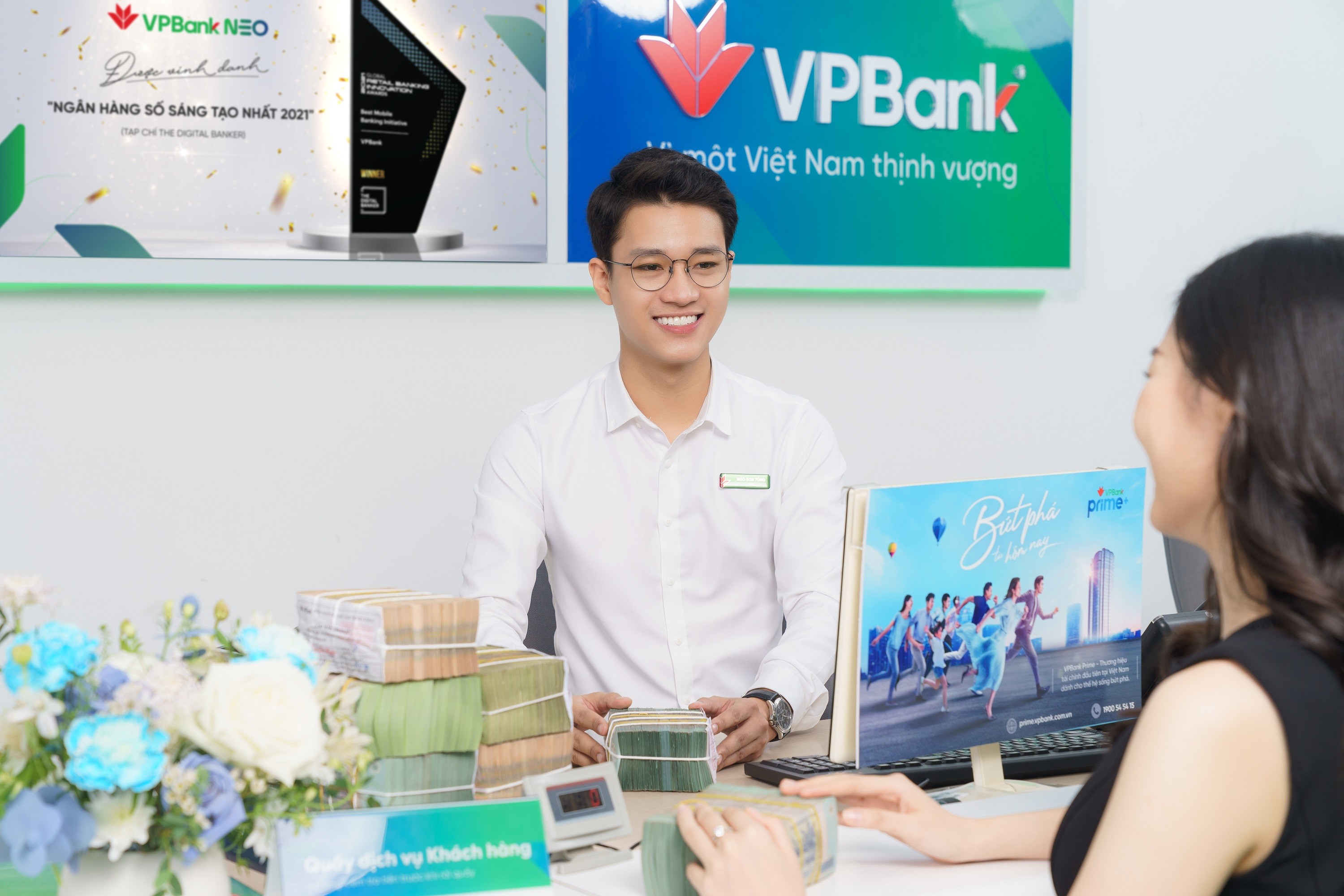 vpbank-uu-dai-gui-tiet-kiem-2022-1661403565.jpg