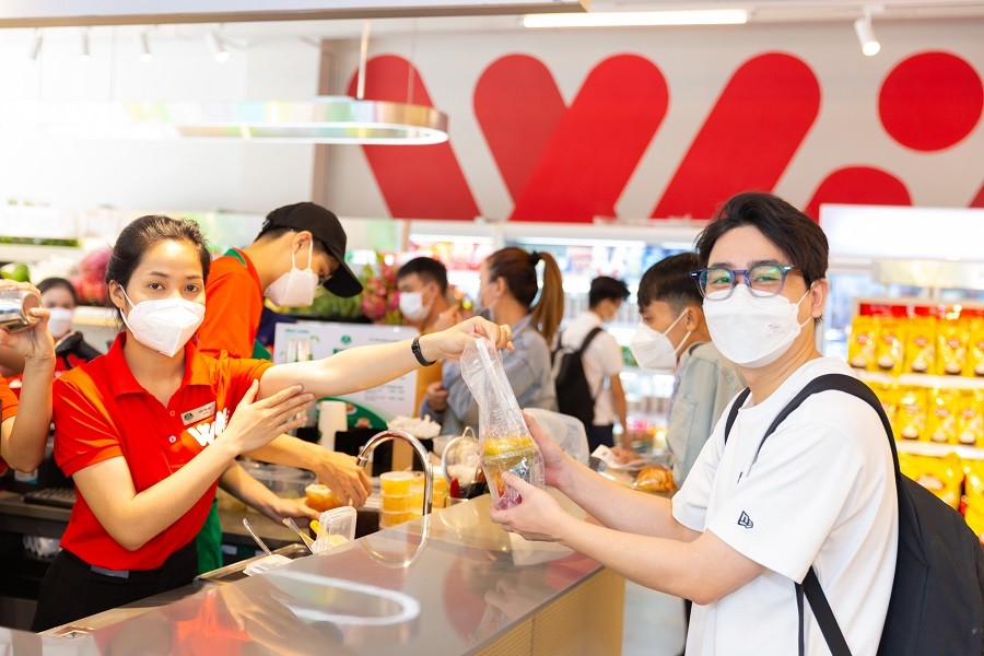 ngay-khi-dang-ky-hoi-vien-thanh-cong-va-mua-sam-don-dau-tien-khach-hang-se-duoc-giam-ngay-50-toi-da-50000d-duoc-tang-ngay-mot-ly-welcome-drink-cua-phuc-long-va-giam-len-den-20-cho-cac-san-pham-trong-gio-hang-1662708027.jpg