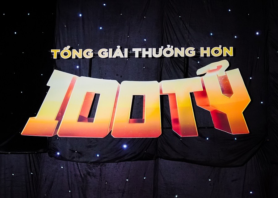 techcombank-choi-lon-tri-an-khach-hang-hang-tram-nghin-qua-tang-meo-dai-cat-tri-gia-den-100-ty-dong-1668478839.jpg