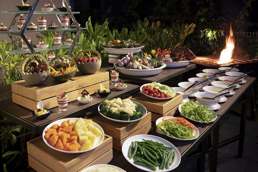 tiec-nuong-bbq-tai-villa-1670909714.jpg