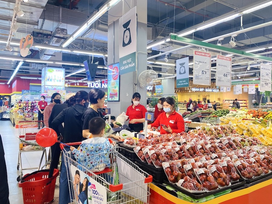 chuong-trinh-cung-be-lon-khon-tai-winmart-thu-hut-khach-hang-voi-nhieu-uu-dai-lon-2-1679558188.JPG
