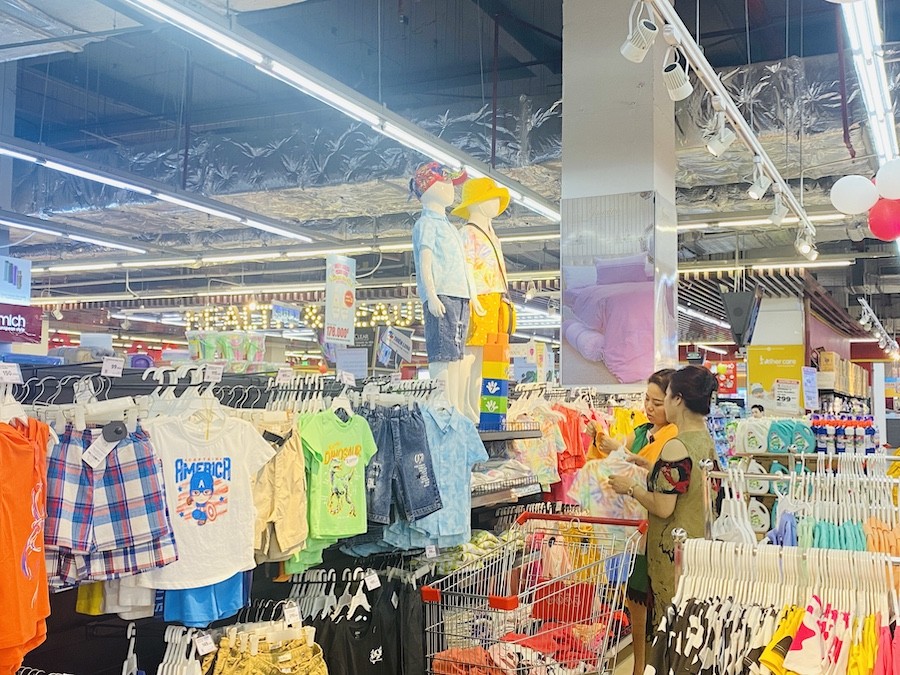 chuong-trinh-cung-be-lon-khon-tai-winmart-thu-hut-khach-hang-voi-nhieu-uu-dai-lon-5-1679558188.JPG