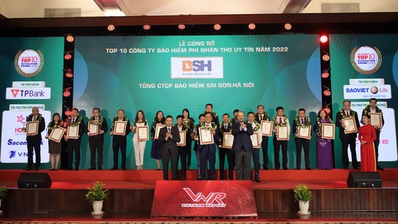 bao-hiem-bsh-gop-mat-trong-top-10-cong-ty-bao-hiem-phi-nhan-tho-uy-tin-nam-2022-1681283483.jpeg