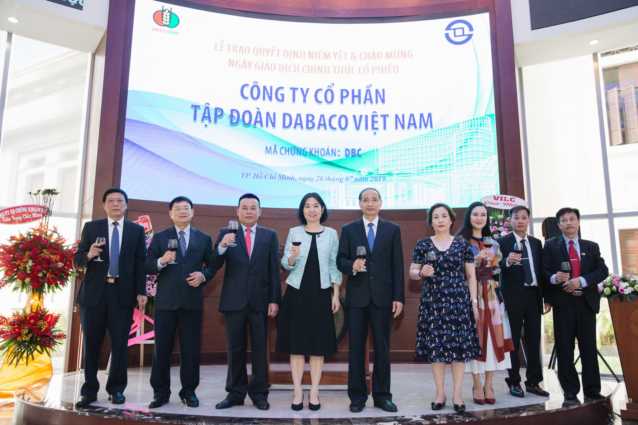 bat-ngo-lo-ky-luc-hon-300-ty-dong-trong-quy-dau-nam-tap-doan-nghin-ty-dabaco-viet-nam-da-phat-trien-the-nao-sau-hon-25-nam-vua-qua-4-1682759241.jpeg