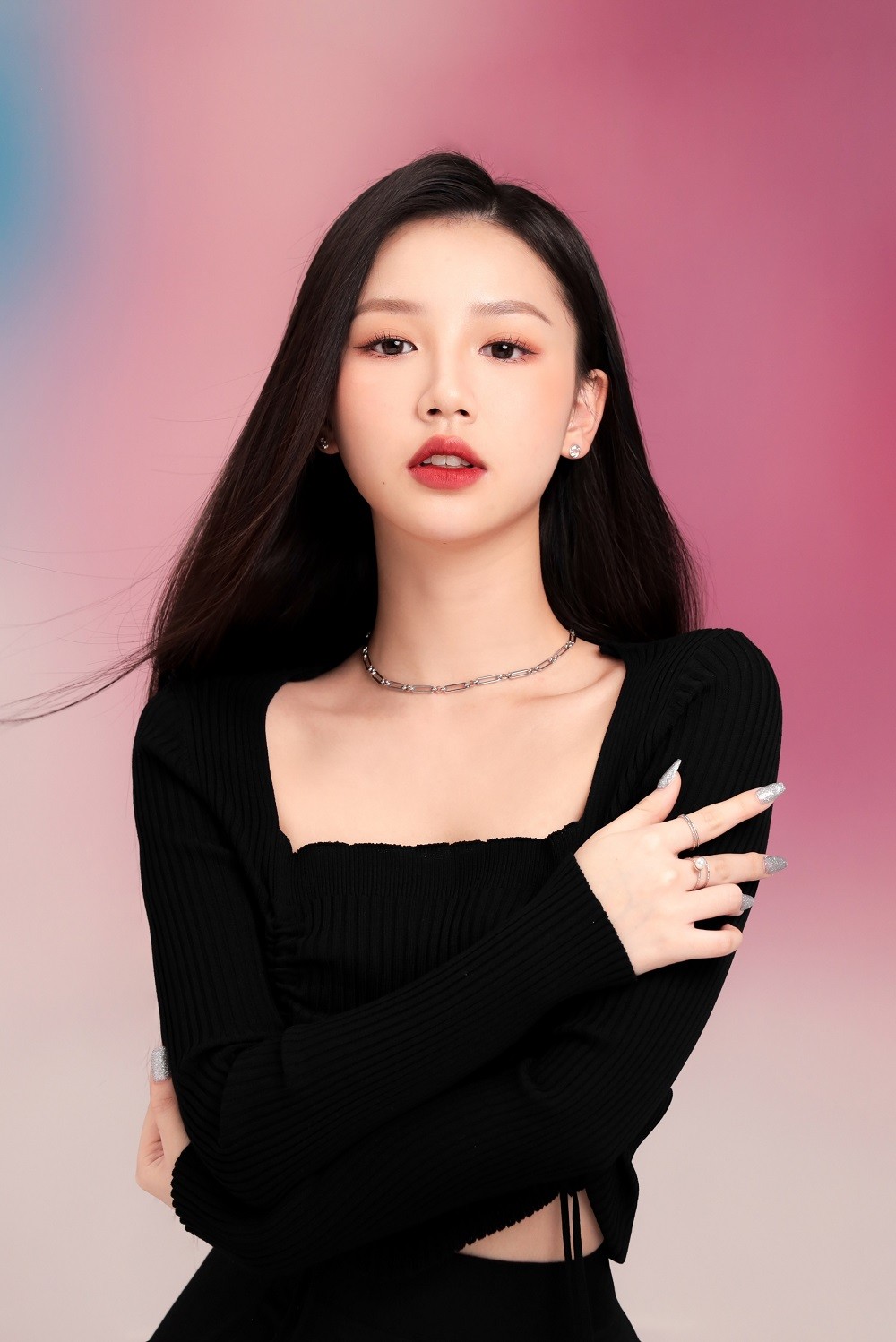 chan-dung-4-nghe-si-genz-22khuay-dao22-dai-nhac-hoi-8wonder-4-1687925107.jpeg