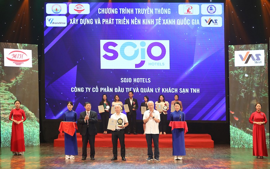 sojo-hotels-duoc-ton-vinh-nho-chuyen-doi-so-vi-moi-truong-1689851130.jpg
