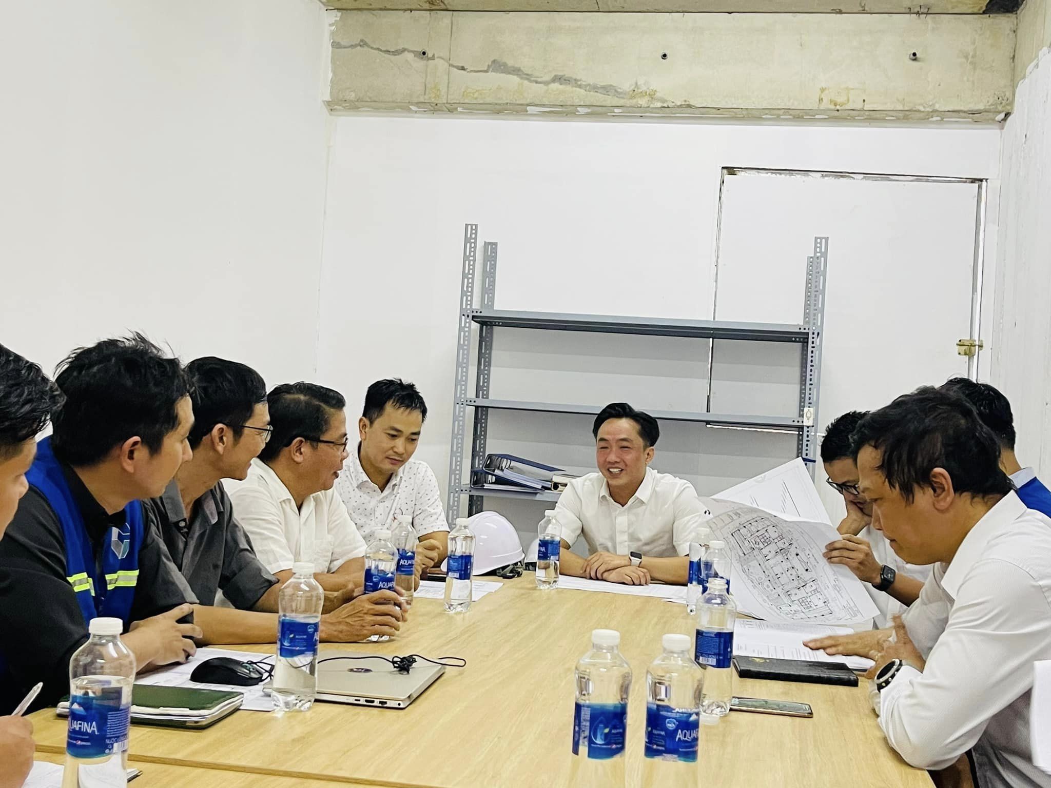 can-canh-chu-tich-cuong-dola-di-thi-sat-du-an-the-maison-binh-duong-7-1702452153.jpeg