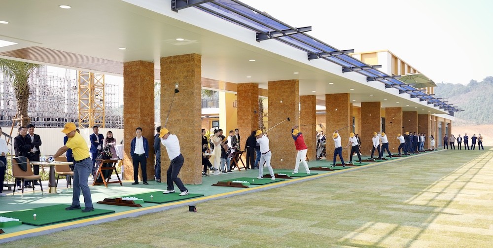 tt-group-hop-tac-voi-hiep-hoi-golf-viet-nam-khanh-thanh-hoc-vien-tt-golf-academy-5-1703587348.JPG