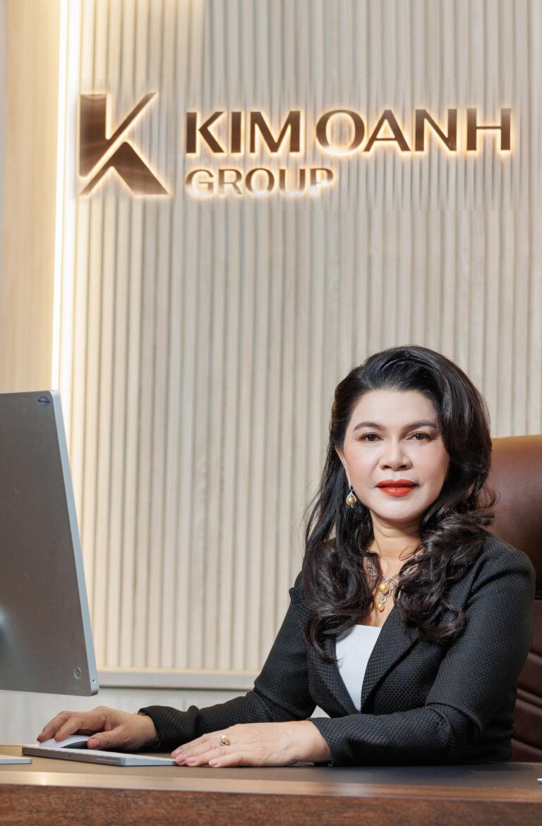 chan-dung-ba-chu-dau-tu-du-an-bat-dong-san-15000-ty-o-binh-duong-khoi-nghiep-tu-buon-thung-ban-bung-tung-phai-quy-goi-truoc-ai-nu-nha-dr-thanh-1705599702.jpg