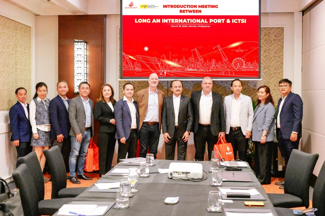 cang-quoc-te-long-an-duoc-cong-dong-quoc-te-danh-gia-cao-khi-xuat-hien-voi-tu-cach-dien-gia-tai-hoi-nghi-philippine-ports-and-logistics-2024-2-1711102338.jpeg