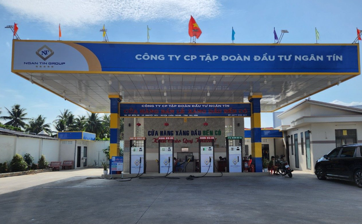 chan-dung-ong-truong-dinh-hai-chu-tich-hdqt-tap-doan-ngan-tin-vua-duoc-vinh-danh-tai-asean-award-2024-2-1716534933.PNG