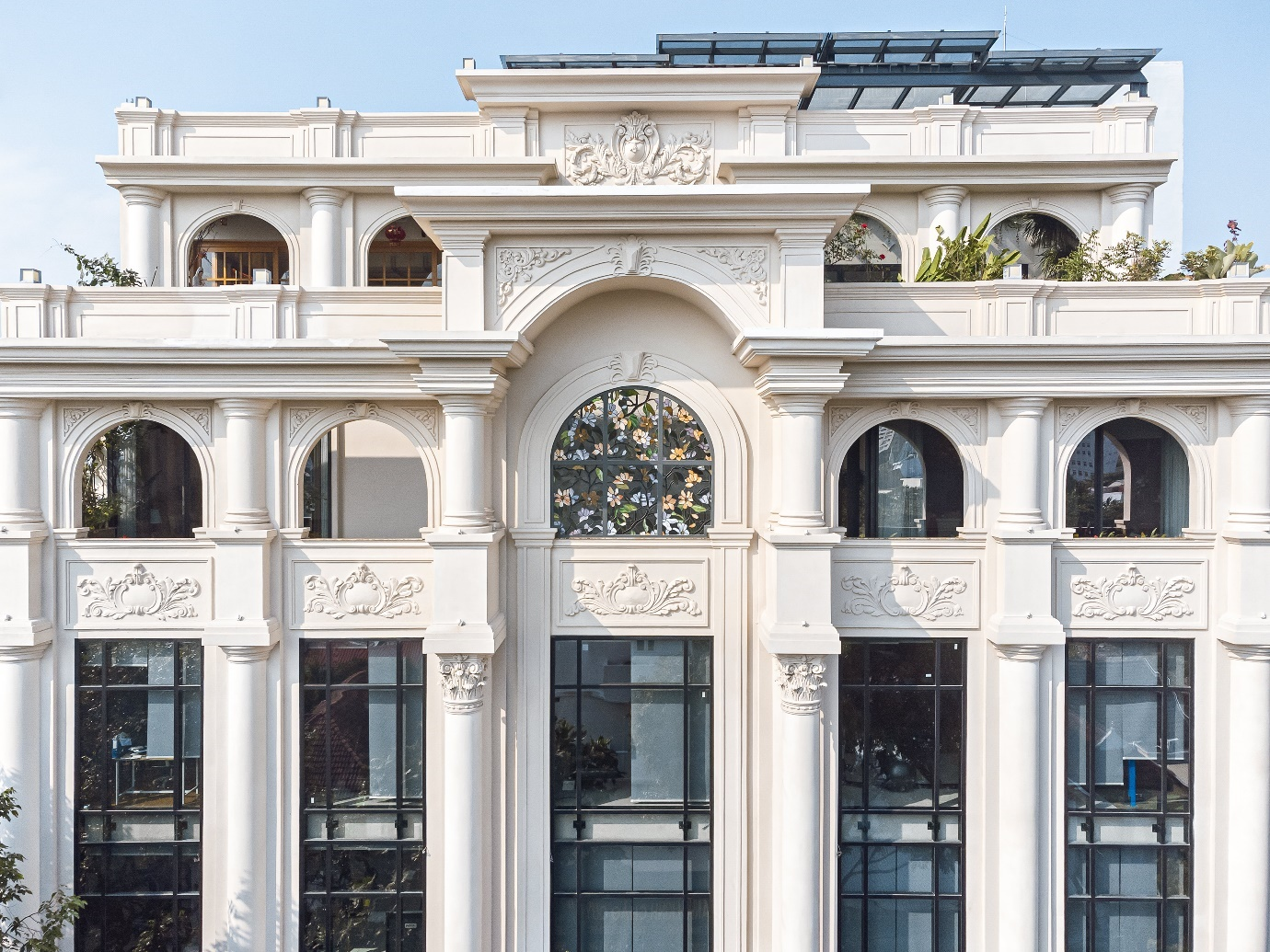 bm-windows-tiep-can-phan-khuc-luxury-danh-cho-b2c-ra-sao-khi-quyet-dinh-dau-tu-vao-areus-atelier-14-1719216143.png