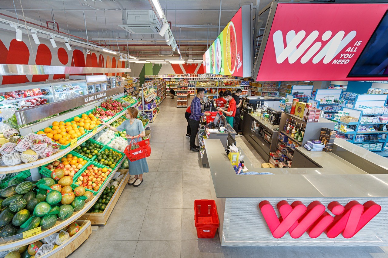 winmart-phuc-vu-hon-300-san-pham-gia-sieu-re-giam-toi-50-cho-nguoi-tieu-dung-cac-tinh-thanh-mien-nam-1723706658.jpeg