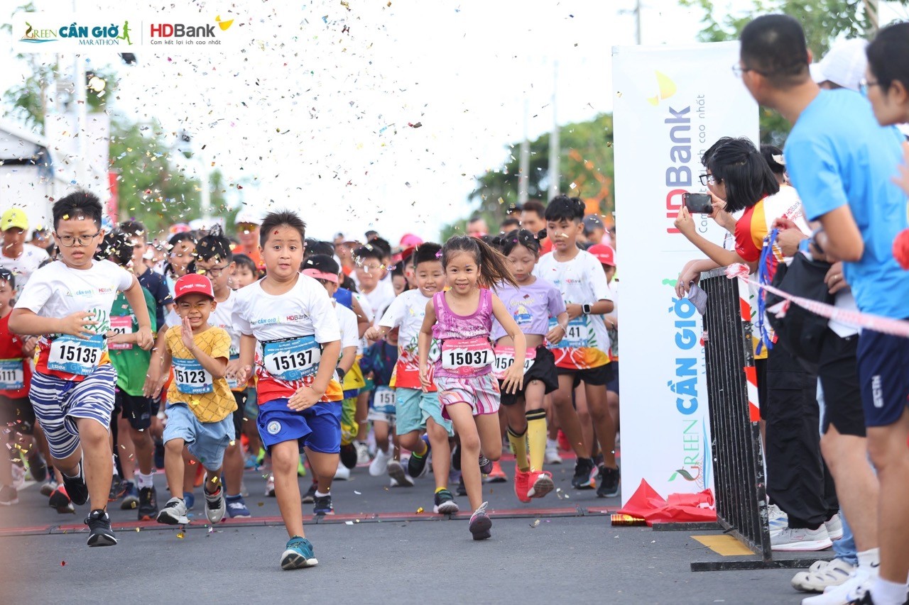 hanh-trinh-dang-nho-cua-duong-dua-xanh-green-can-gio-marathon-hdbank-2024-5-1726216234.jpeg