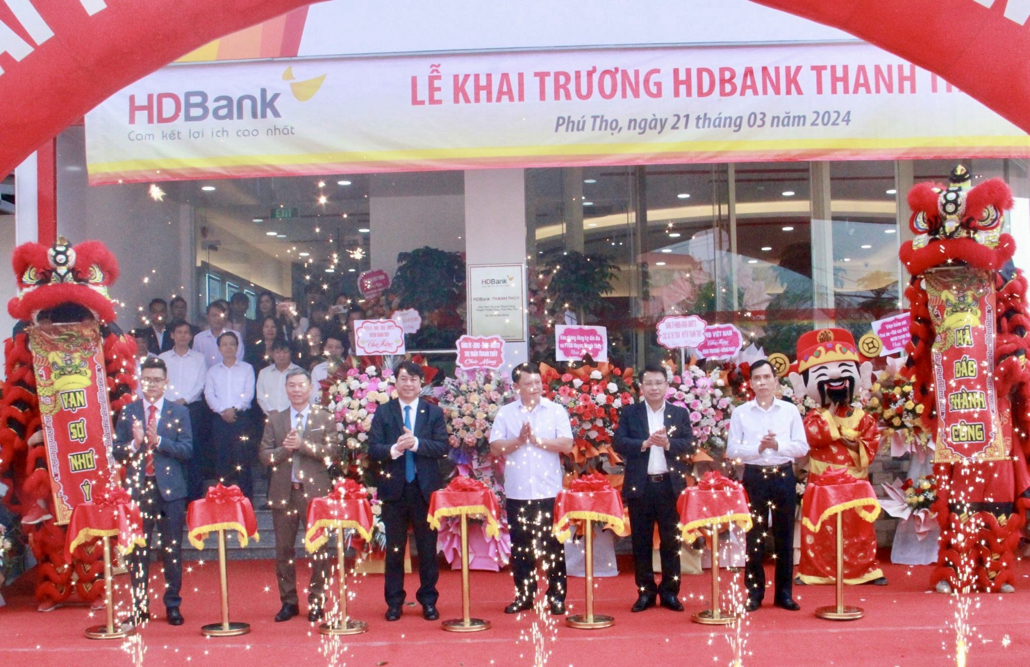 hdbank-mo-them-diem-giao-dich-tai-vung-dat-to-hung-vuong-1729756203.jpg