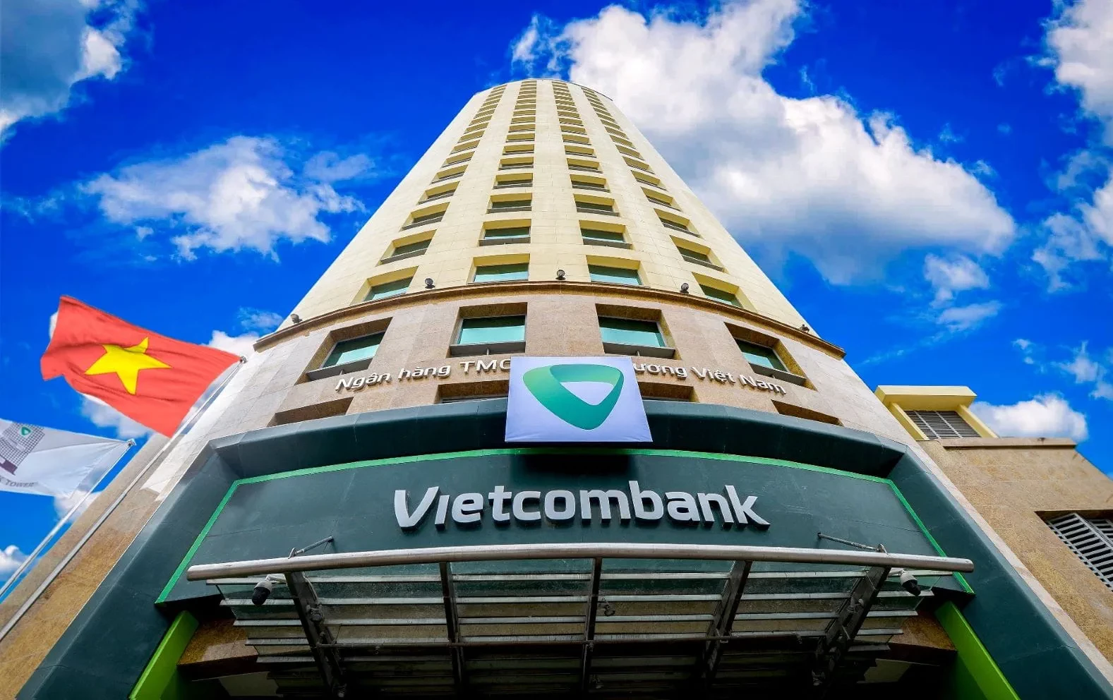 Hé lộ tỷ lệ nắm giữ vốn của ‘ông lớn’  Big4 Vietcombank tại MB?