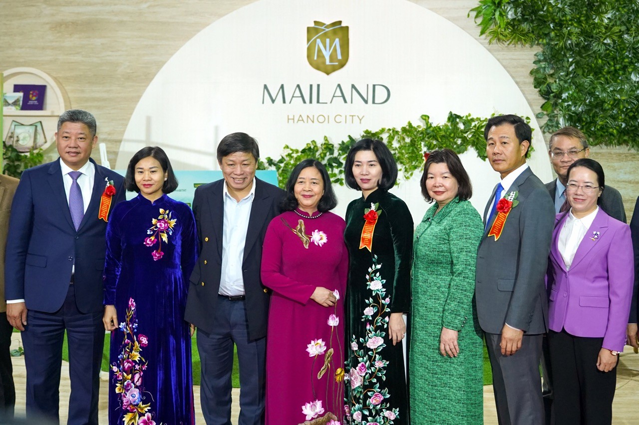 mailand-hanoi-city-tung-bung-ngay-hoi-san-pham-nong-nghiep-va-lang-nghe-lan-thu-3-3-1732960539.jpeg