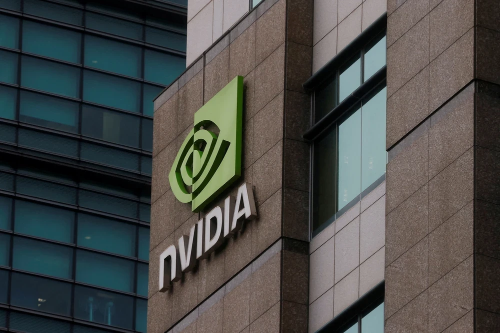 jensen-huang-nguoi-bien-nvidia-thanh-mot-de-che-cong-nghe-tri-gia-hang-tram-ty-usd-tai-sao-duoc-quan-tam-nhieu-den-vay-1-1733500024.webp