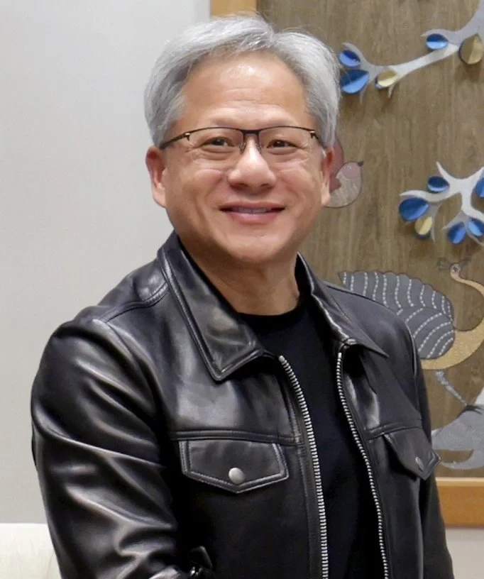 jensen-huang-nguoi-bien-nvidia-thanh-mot-de-che-cong-nghe-tri-gia-hang-tram-ty-usd-tai-sao-duoc-quan-tam-nhieu-den-vay-2-1733500080.webp