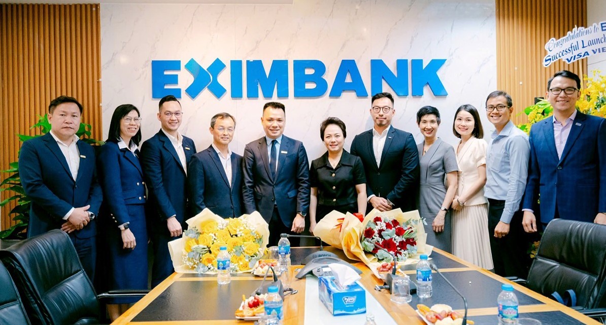 eximbank-va-visa-chinh-thuc-ra-mat-dich-vu-visa-direct-2-1733826800.jpeg