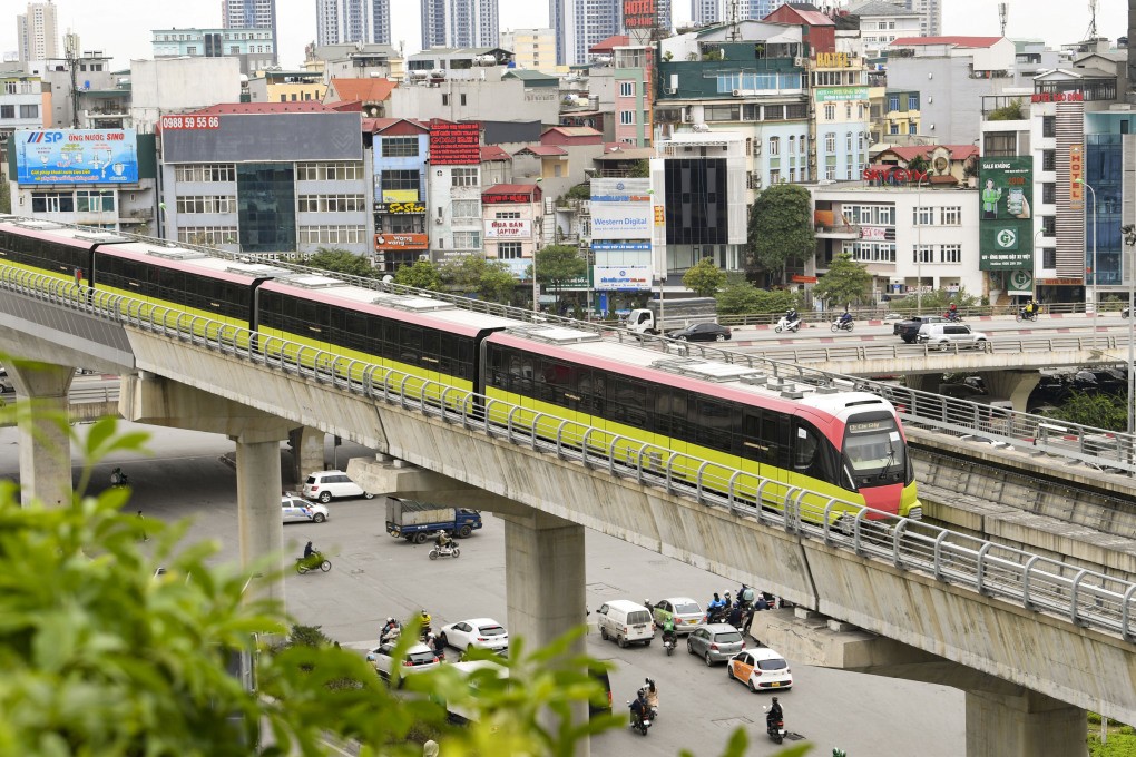 chan-dung-ong-khuat-viet-hung-vua-22ngoi-ghe22-chu-tich-hoi-dong-thanh-vien-hanoi-metro-1-1734603714.jpg