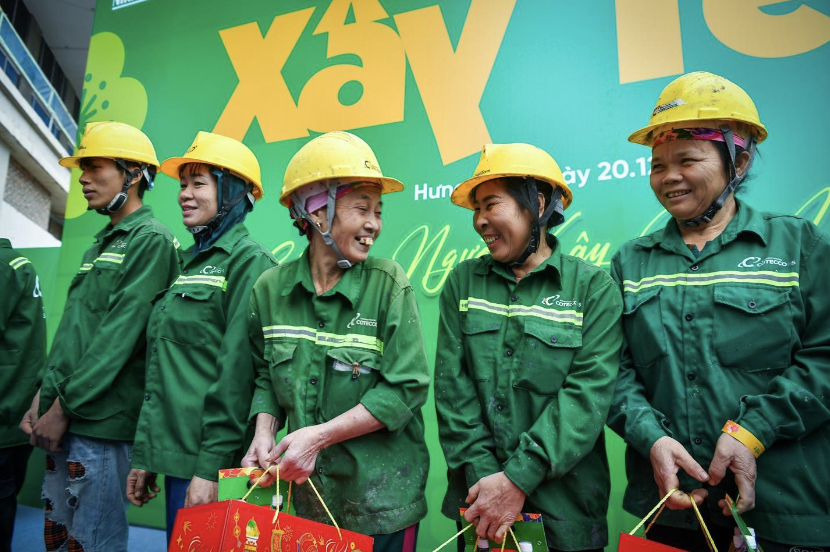 22xay-tet-202522-tang-qua-cho-cong-nhan-tai-hung-yen-5-1734773649.png