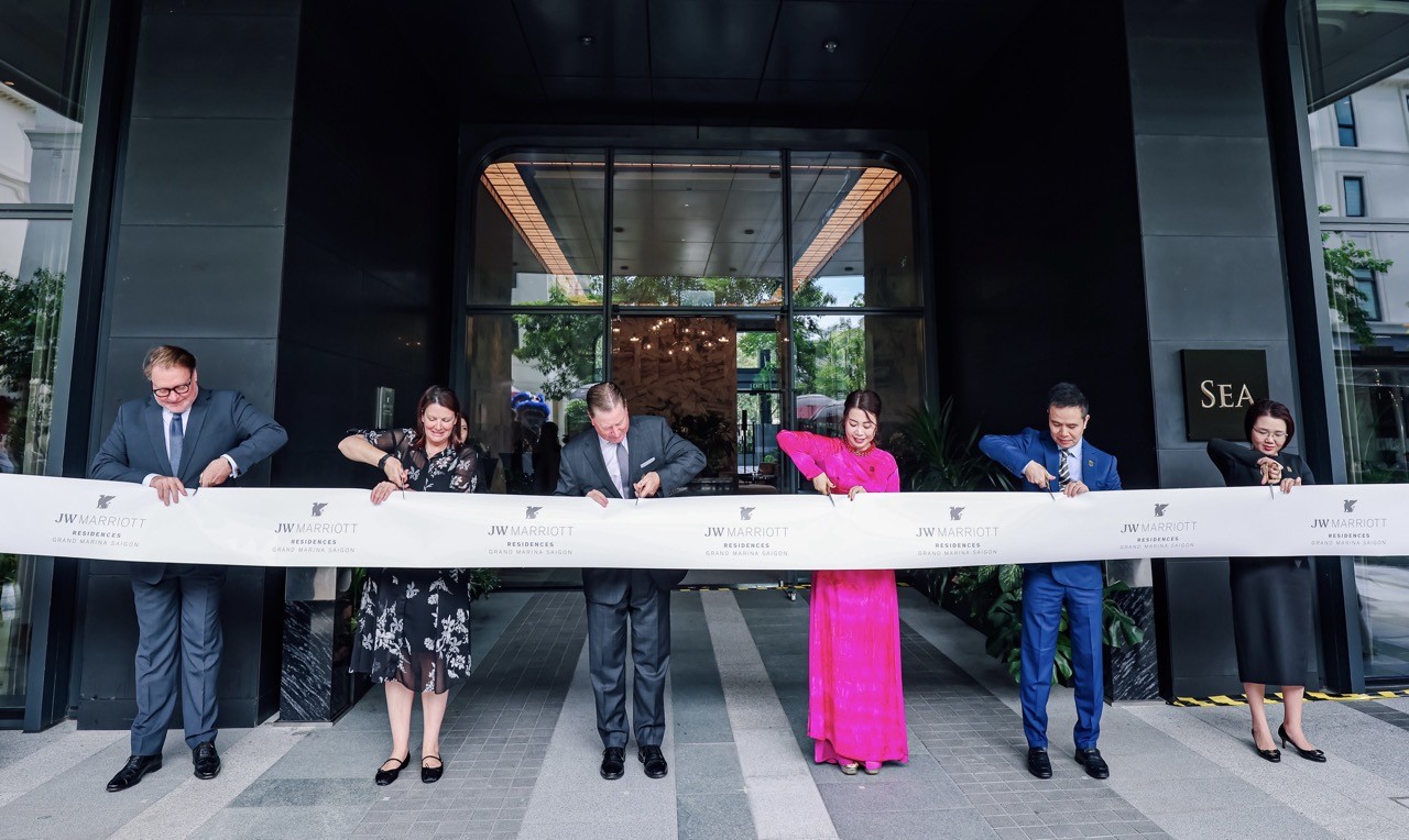 masterise-homes-chinh-thuc-khai-truong-khu-can-ho-hang-hieu-phan-khuc-do-thi-dau-tien-cua-jw-marriott-tai-chau-a-thai-binh-duong-1740548030.jpeg