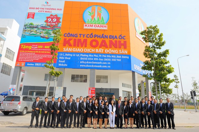 dai-gia-dang-thi-kim-oanh-22hien-ke22-xay-nha-o-xa-hoi-ben-50-nam-gia-re-nho-be-tong-lap-ghep-1-1741312680.jpg