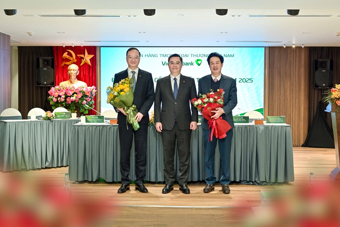 ong-le-quang-vinh-vietcombank-1741350598.jpg
