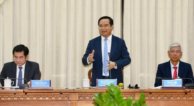 chia-khoa-tang-truong-10-cho-tp-hcm-go-vuong-du-an-cai-cach-thu-tuc-hoan-thien-chinh-sach2-1742181851.png