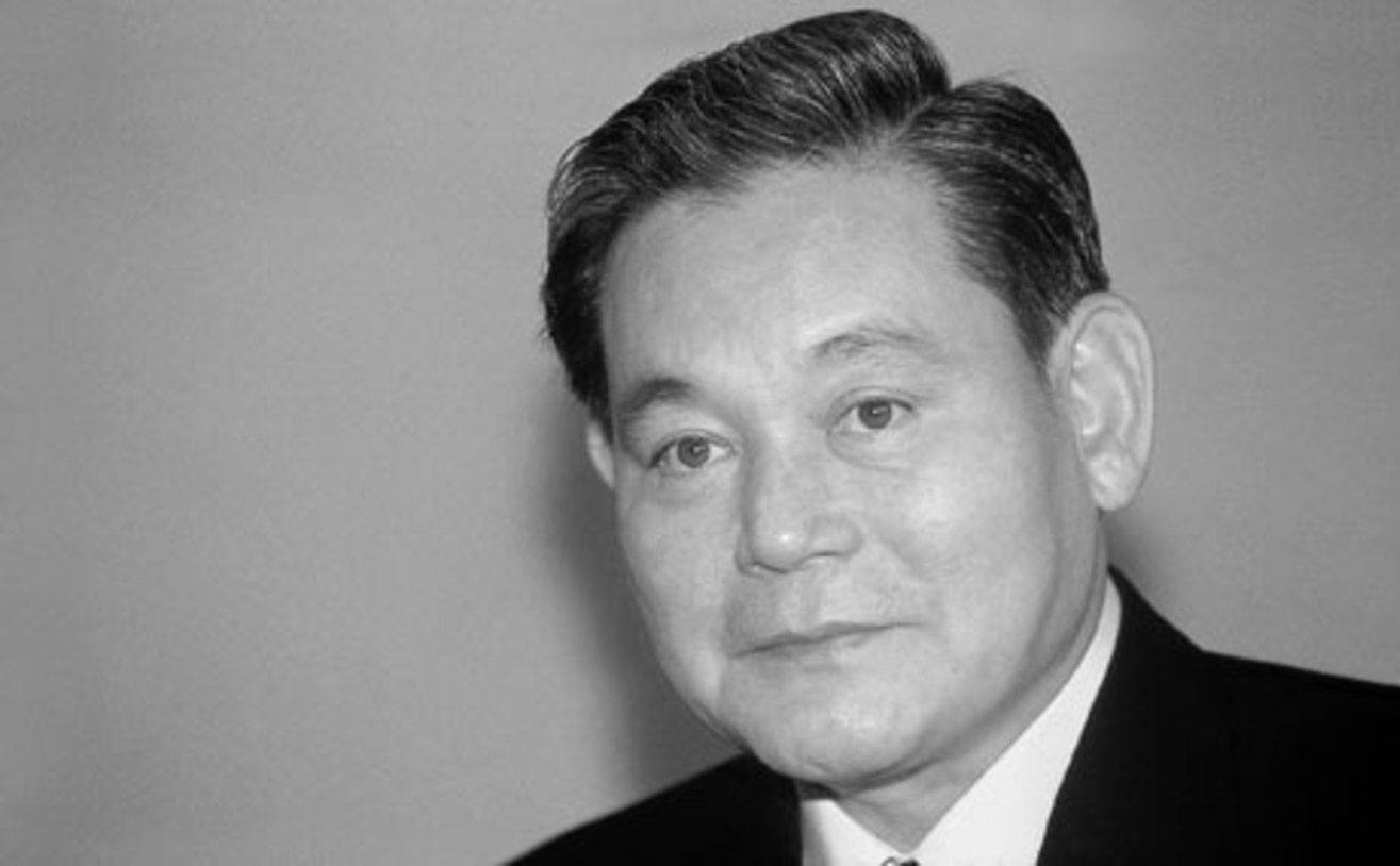the-gioi-dang-phan-bo-lai-tai-san-va-co-hoi-ma-anh-em-con-ngoi-do-nghe-gop-y-va-thao-luan-va-tu-tu-suy-nghi-ve-viec-co-nen-bat-dau-khong-toi-chung-nao-1744873562.jpg