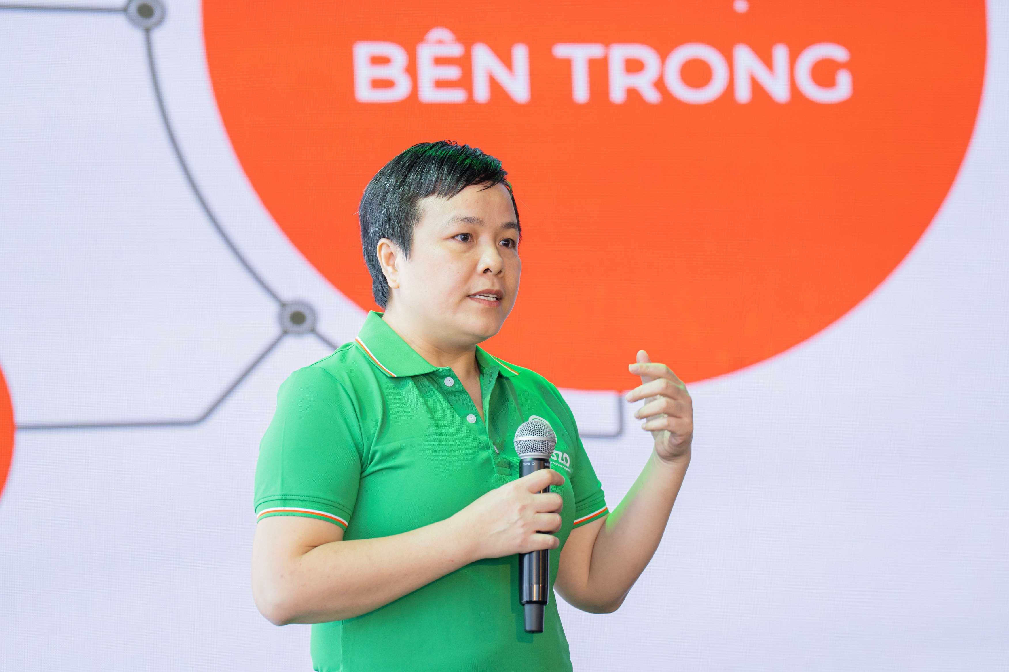 gozo-dinh-nghia-lai-logistics-bang-mo-hinh-chuan-hoa-toan-trinh-buoc-chuyen-tu-hau-can-sang-he-sinh-thai-1-1747382118.jpg