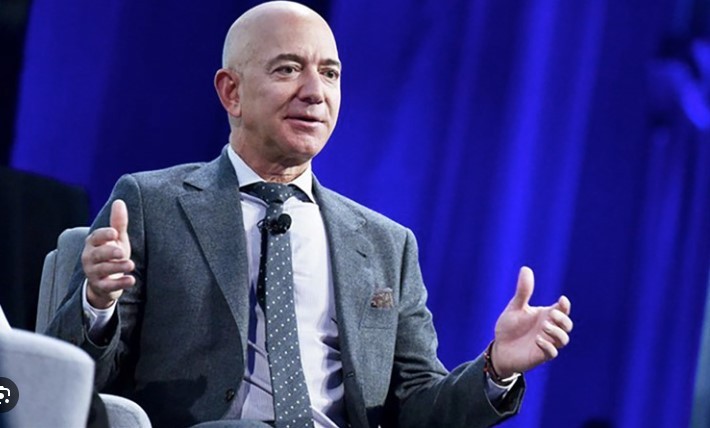 jeff-bezos-1747884778.jpg