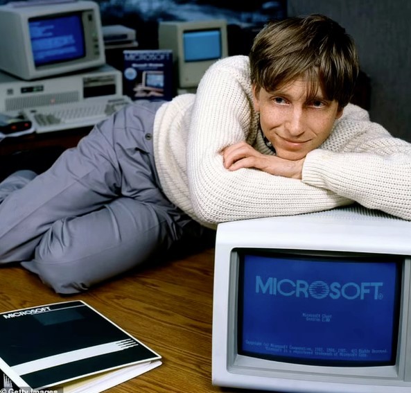 bill-gates-nguoi-dat-may-tinh-vao-moi-ngoi-nha-tren-the-gioi3-1748404968.jpg