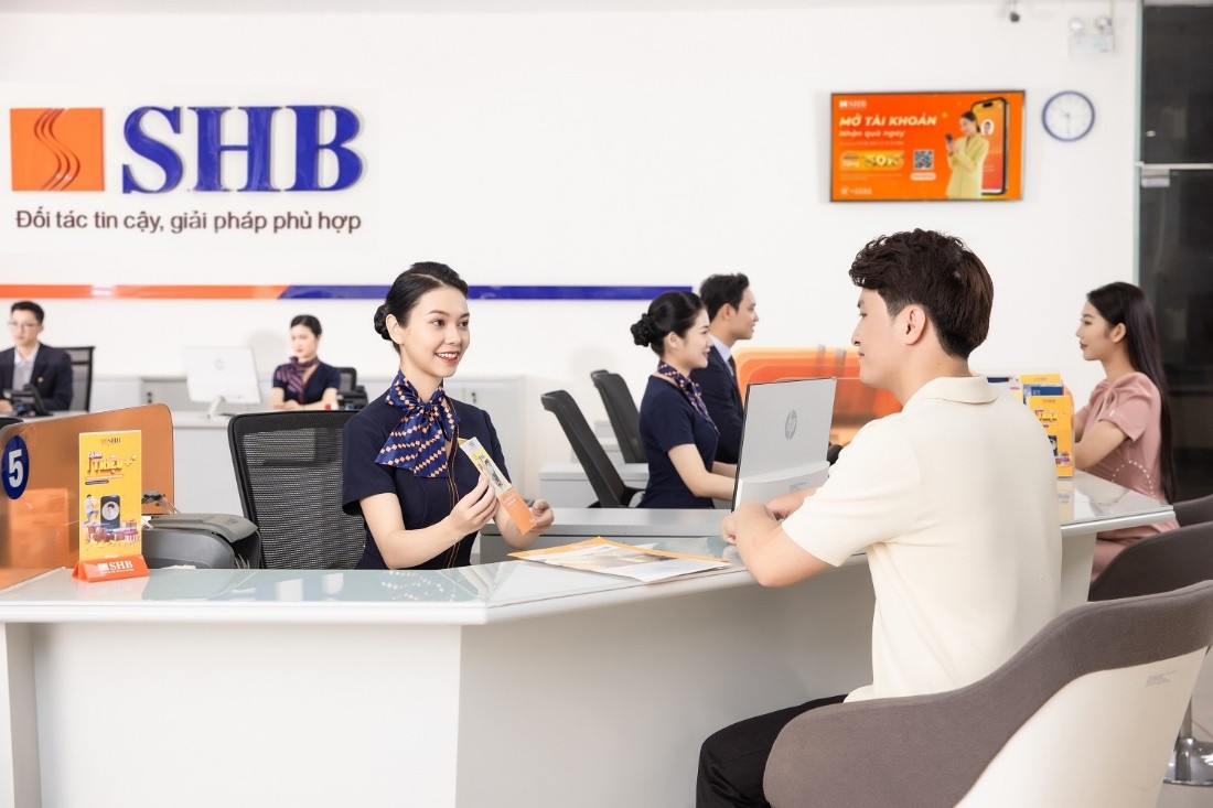 pho-chu-tich-shb-do-quang-vinh-gioi-thieu-giai-phap-thanh-toan-tich-hop-tai-ngay-chuyen-doi-so-nganh-ngan-hang-3-1748580978.webp