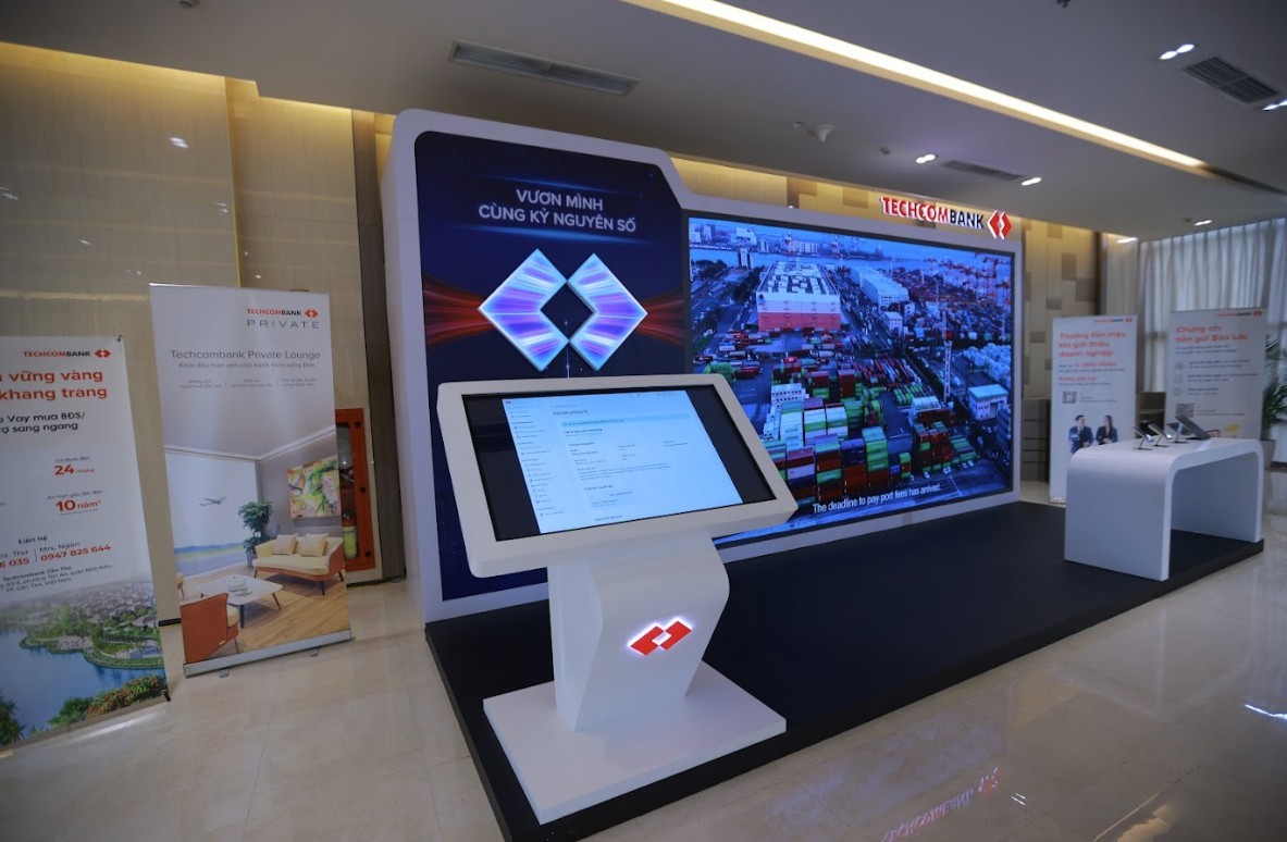techcombank-dong-hanh-chuyen-doi-so-cung-doanh-nghiep-can-tho6-1750397505.jpg