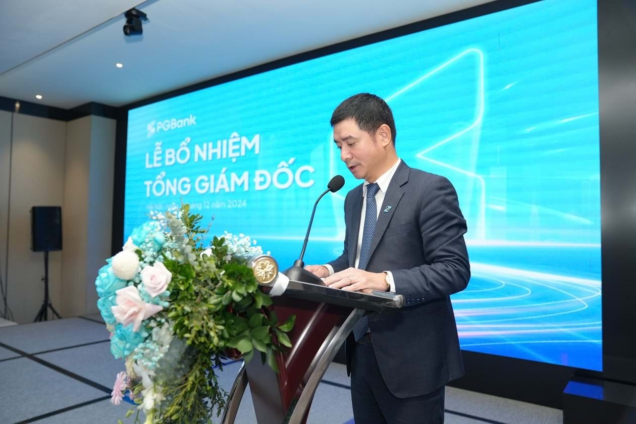 ong-phuong-tien-dung-vua-len-chuc-pho-tong-cua-pgbank-ngay-sau-khi-nguyen-trong-chien-tu-nhiem-it-ngay-3-1750631141.jpg