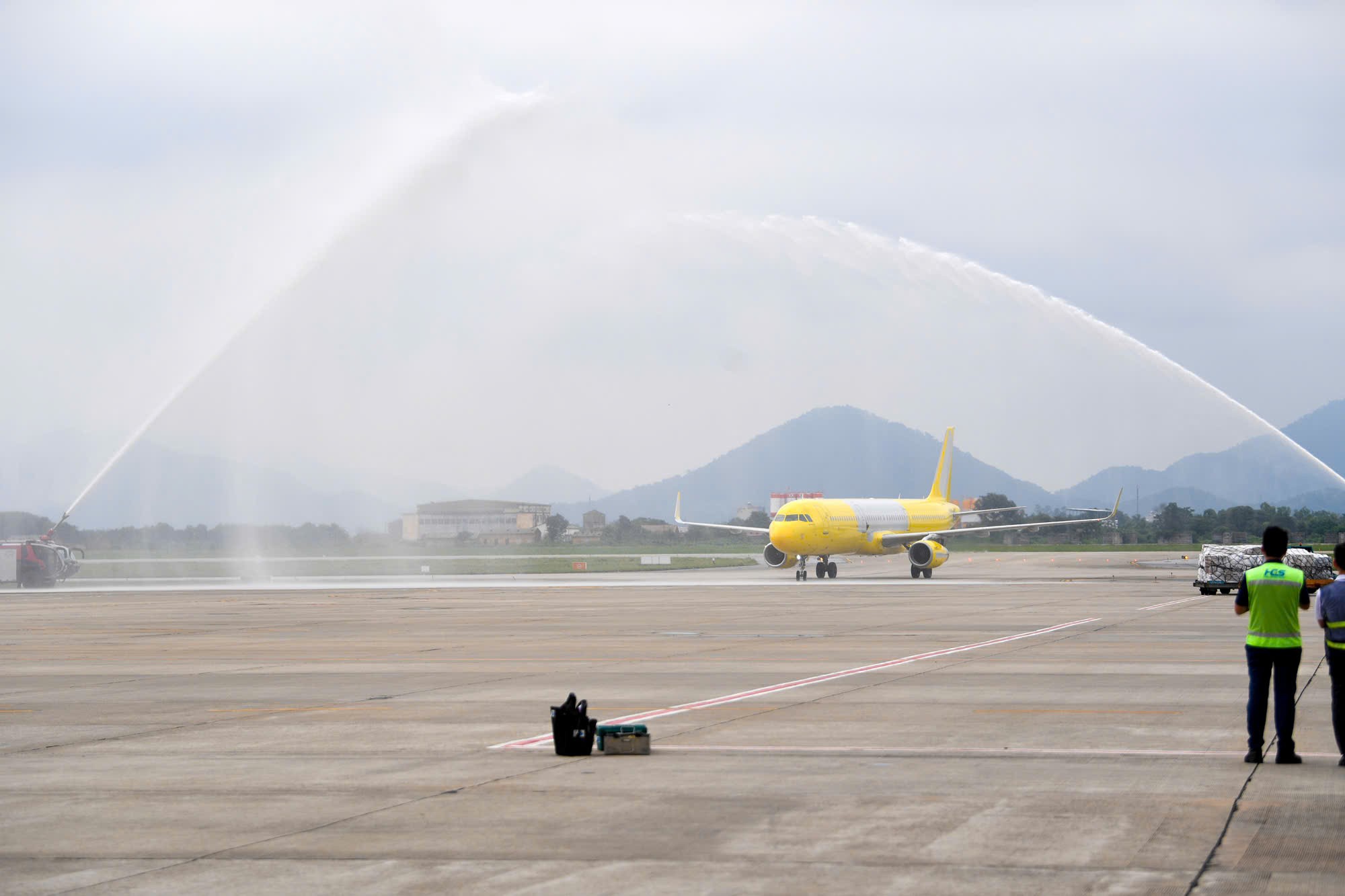 vietravel-airlines-don-may-bay-airbus-a321-dau-tien-thuoc-so-huu-cua-hang-1751119055.jpg