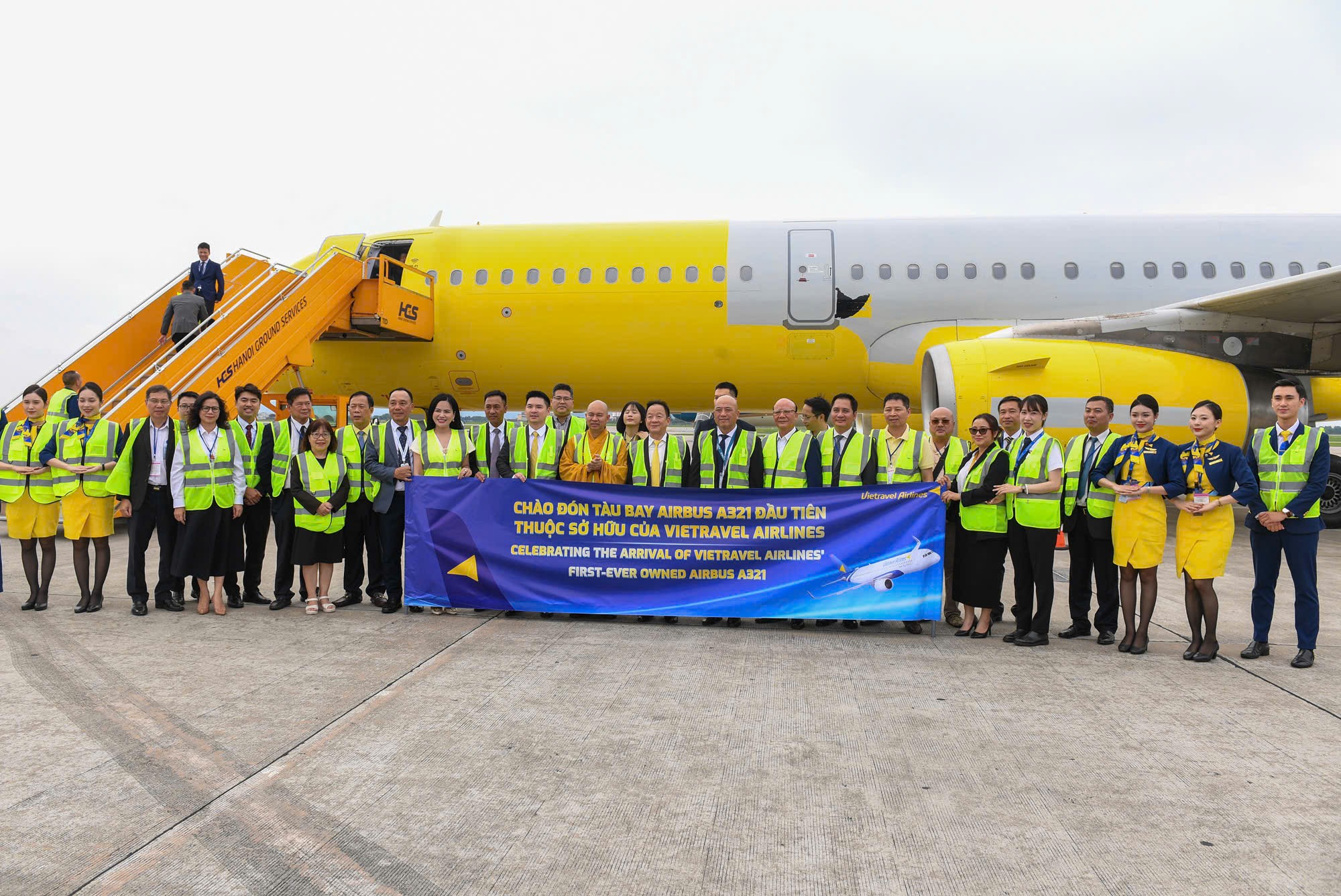 vietravel-airlines-don-may-bay-airbus-a321-dau-tien-thuoc-so-huu-cua-hang-5-1751119055.jpg