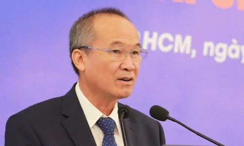 mot-nha-bang-dong-5-phong-giao-dich-tai-tphcm-cat-giam-gan-1000-nhan-su-1-1751267051.webp